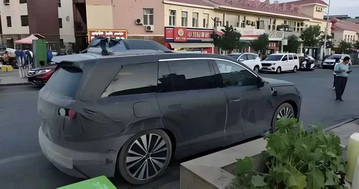 BYD pronta a lanciare un nuovo SUV full-size della serie Dynasty: ecco cosa sappiamo