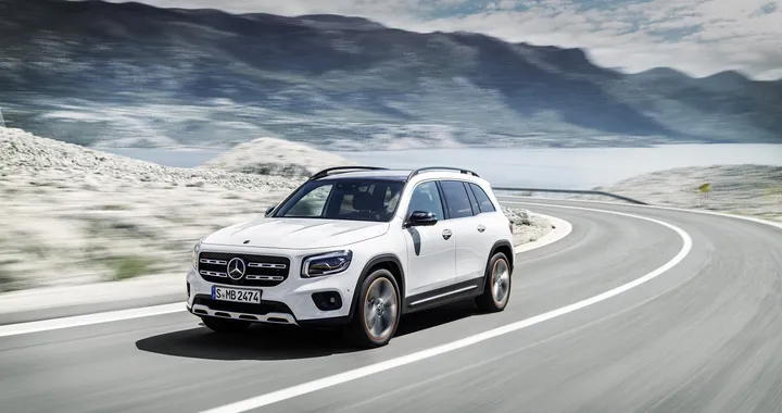 Nuova Mercedes GLB 2020, prezzi da 35.387 euro