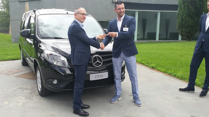 Mercedes consegna 100 Citan ad Autoclick Rent a Car