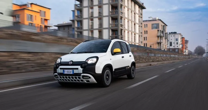 La nuova Panda 2026 costa meno di 10.000 € e cambia tutto