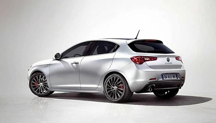 Alfa Romeo vola in Europa: +45% nel primo semestre