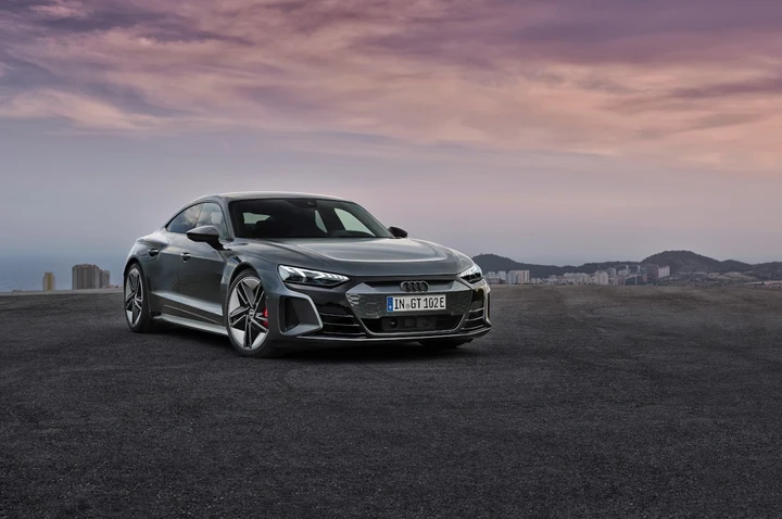 Audi e-tron GT 2021: immagini ufficiali