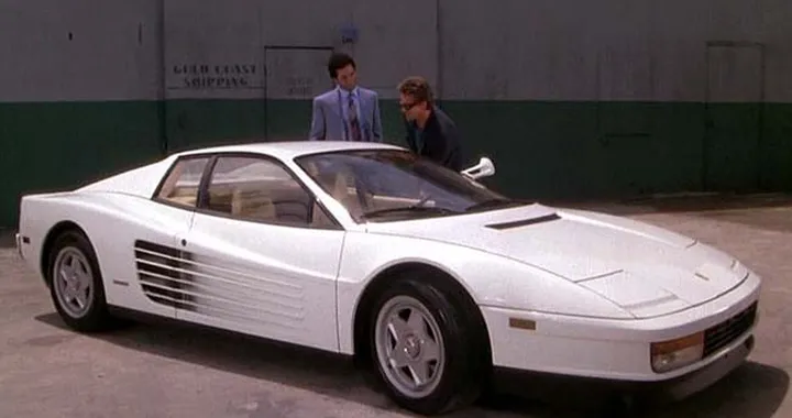 All'asta la Ferrari Testarossa di 