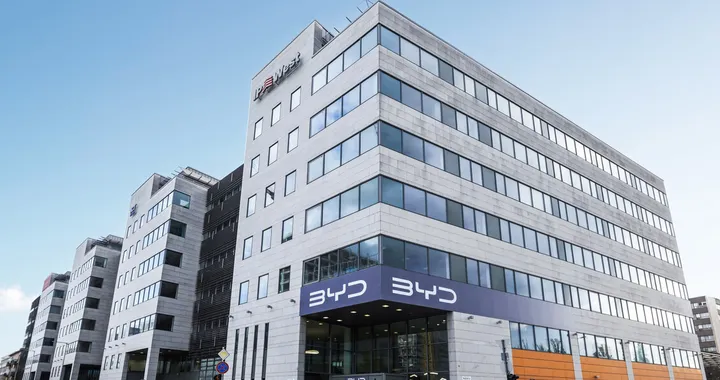 BYD, le mani sull'Europa aggirando i dazi grazie a Budapest