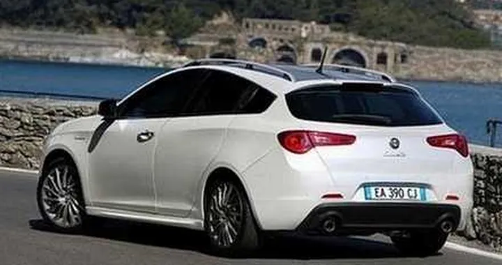 Alfa Romeo Giulietta Station Wagon: arriverà nel 2013