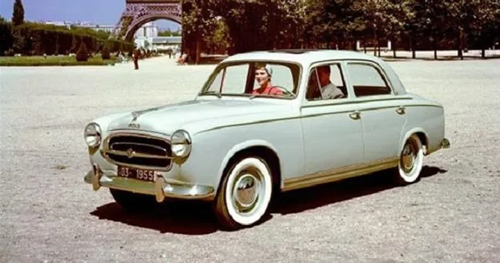 La Peugeot 403 compie 70 anni: storia di un successo senza tempo