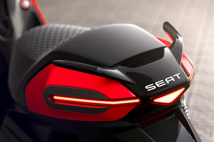 Seat presenta il suo nuovo e-Scooter elettrico