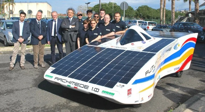 Archimede: l'auto elettrica a energia solare
