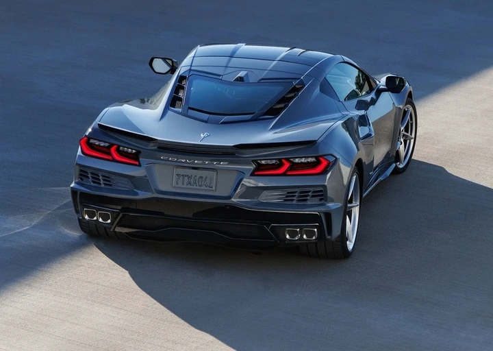 Corvette E-Ray: le immagini