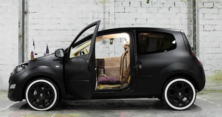 Renault Twingo, l'arte celebra il restyling