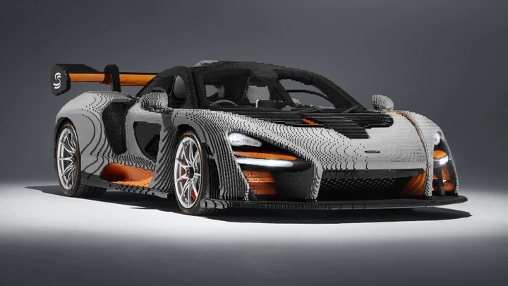 Ecco la McLaren Senna fatta con i mattoncini Lego