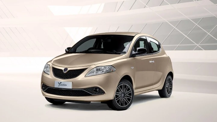 Lancia Ypsilon ibrida 2020: prezzo da 10.350 euro