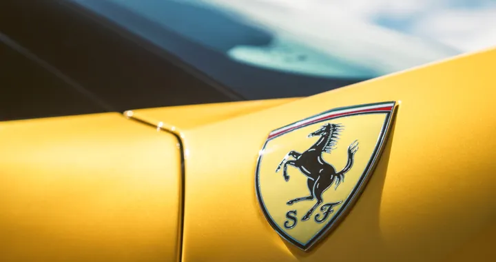 Ferrari, la prima vettura elettrica è pronta: ecco la data del debutto