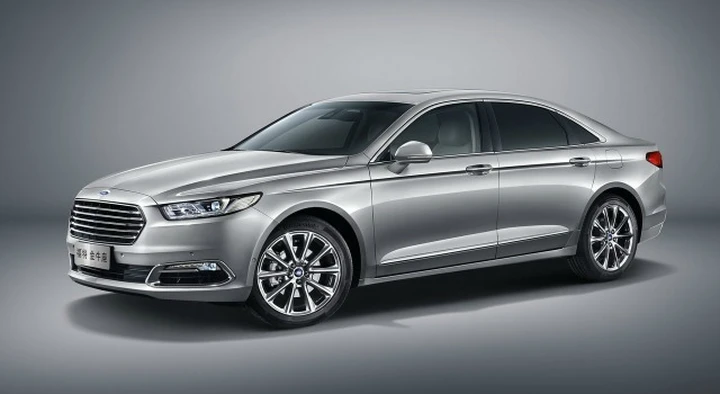 Ford Taurus: berlina di lusso al debutto a Shanghai