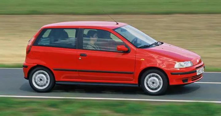 Fiat Punto compie 20 anni