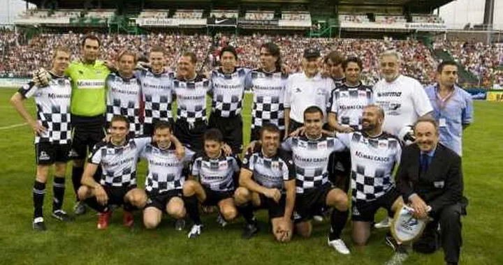 La Nazionale Piloti contro i club Ferrari per l'Abruzzo a Monza