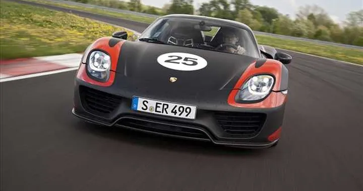 Porsche 918 Spyder: pronta per Francoforte