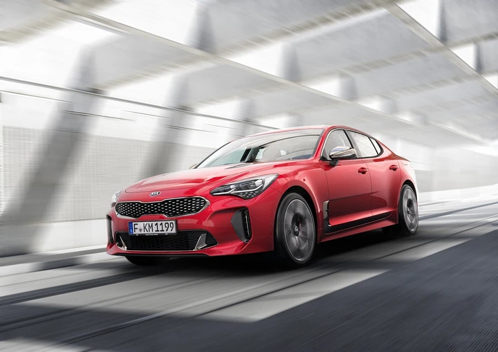 Kia Stinger: vuole essere premium