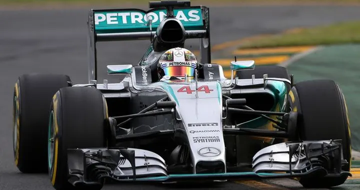 F1: in Malesia Hamilton davanti Raikkonen nelle seconde libere