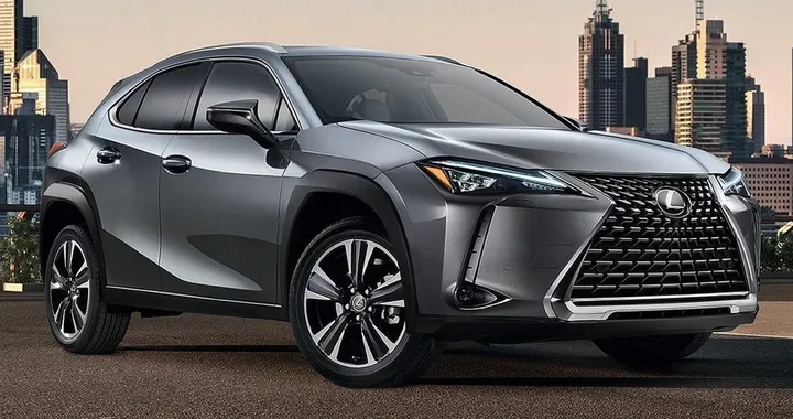 Lexus UX: prezzi a partire da 37.900 euro