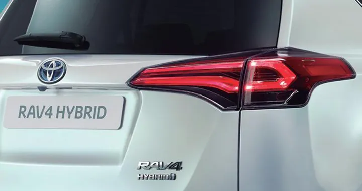 Toyota Rav4 Hybrid: il debutto al Salone di New York
