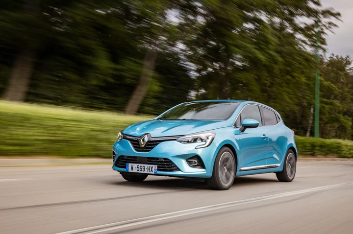 Renault Clio E-Tech Hybrid 2020: immagini ufficiali