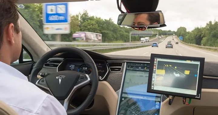 Guida autonoma: lo sviluppo potrebbe sbarcare in Norvegia