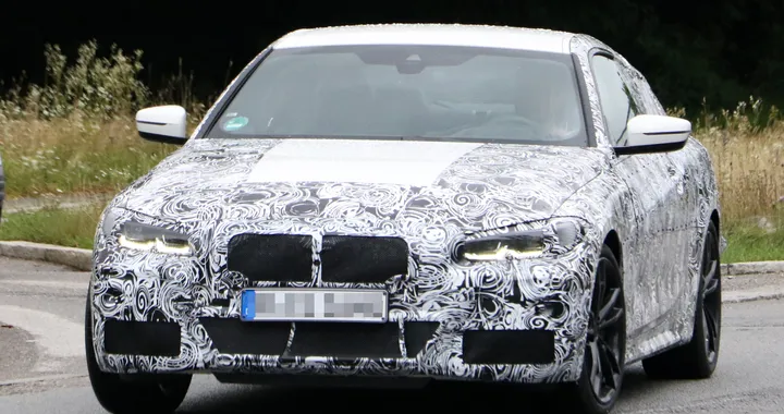 BMW Serie 4 Coupé: le foto spia