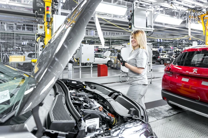 Groupe PSA migliora le performance delle sue industrie in Europa