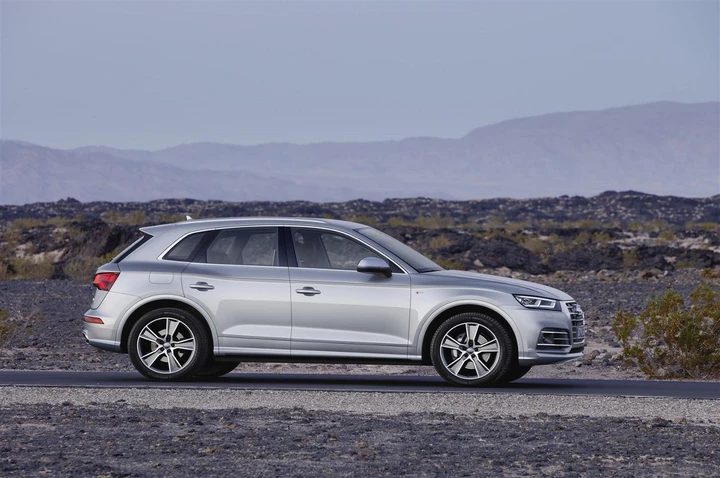 Audi Q5 2017: le immagini ufficiali