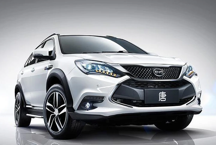 Byd Tang: immagini ufficiali