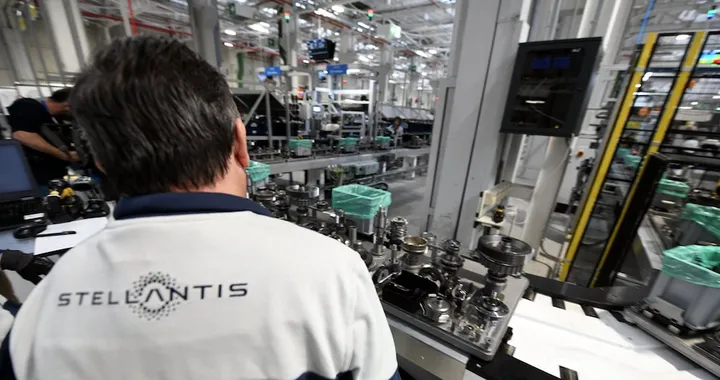 Mirafiori, 610 operai di Stellantis sono in esubero