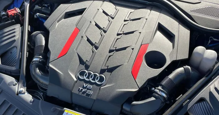 Stop auto termiche 2035: l’UE cambia rotta sugli e-fuels