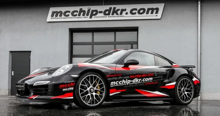 Porsche 911 Turbo S by Mcchip-DKR