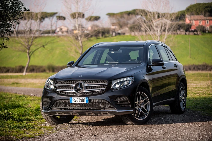Mercedes-Benz GLC 350e 4MATIC Premium: la prova su strada