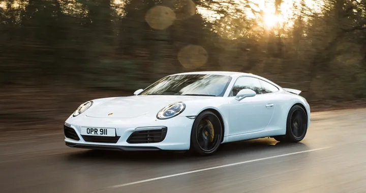 Porsche, maxi bonus a tutti i dipendenti