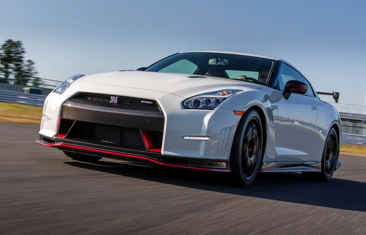Nissan Gt-R Nismo: nuove immagini ufficiali