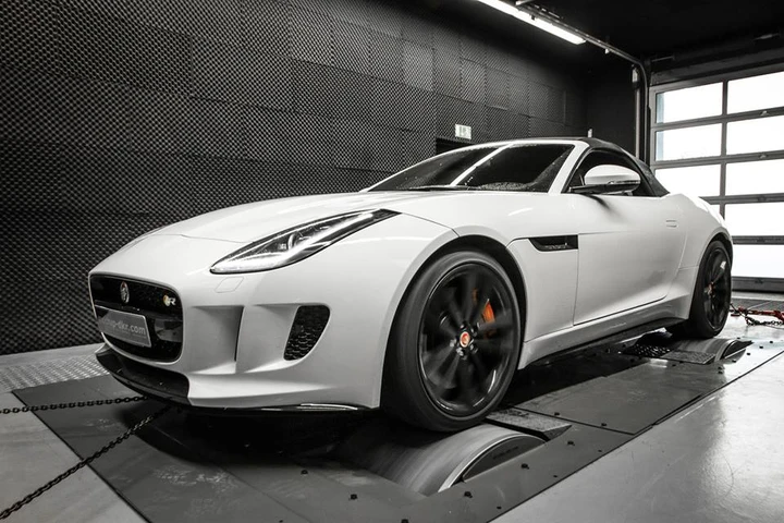 Jaguar F-Type Spider by McChip-DKR