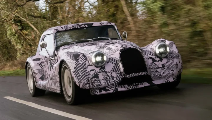 Morgan svela il nuovo capolavoro: l'erede della Plus Six sarà un bolide da 335 CV