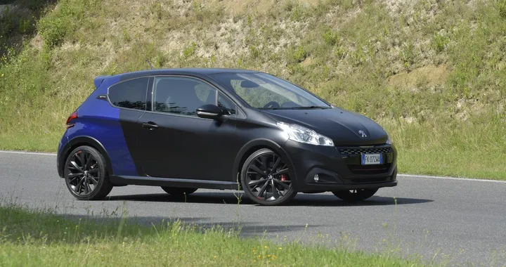 Peugeot 208 GTI by Peugeot Sport: la prova su strada