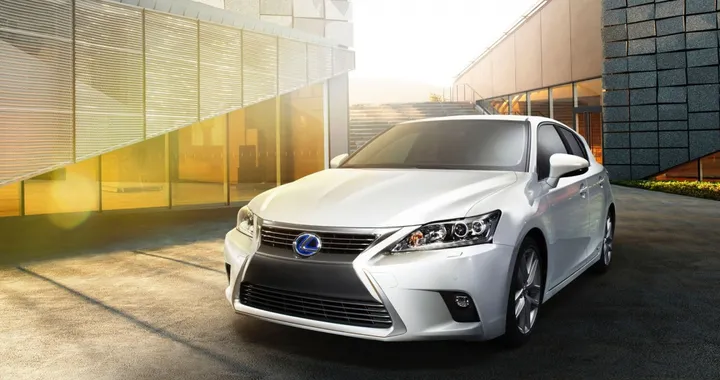 Nuova Lexus CT200h MY 2014: prime anticipazioni