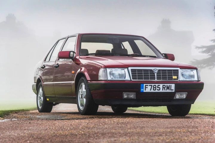 La Lancia Thema Ferrari di Mr Bean va all’asta