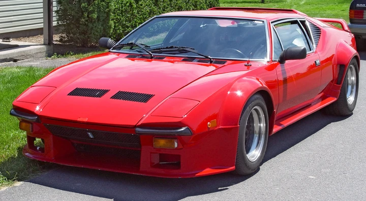 La De Tomaso venduta all'asta ai cinesi