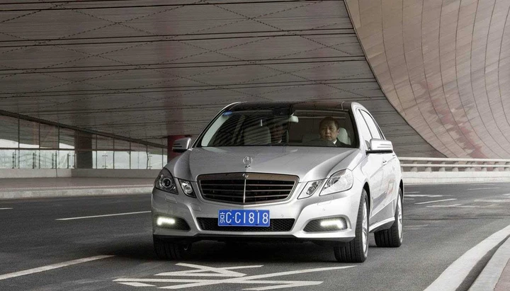 Mercedes produrrà la Classe E in Cina