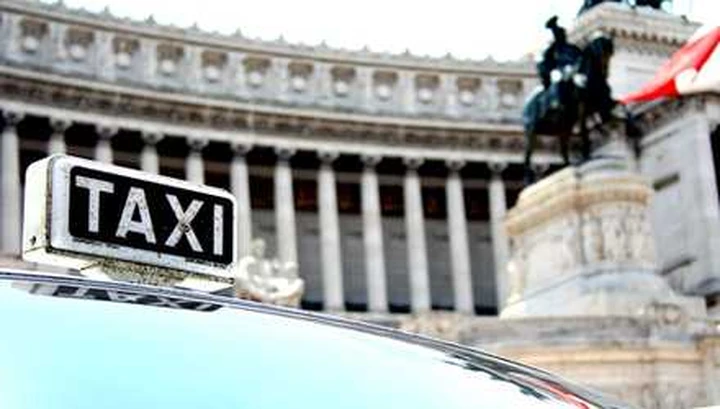 Roma: retate anti tassisti abusivi