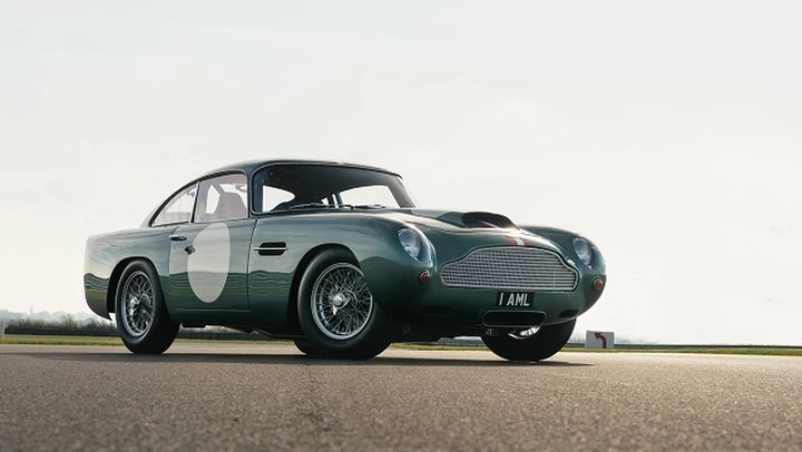 Aston Martin DB4 GT Continuation: appuntamento con la storia