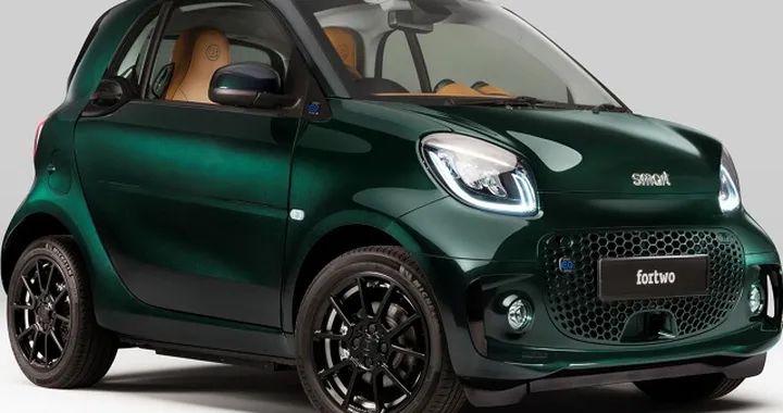 Smart EQ forTwo Racing Green Edition by Brabus: caratteristiche e dotazioni