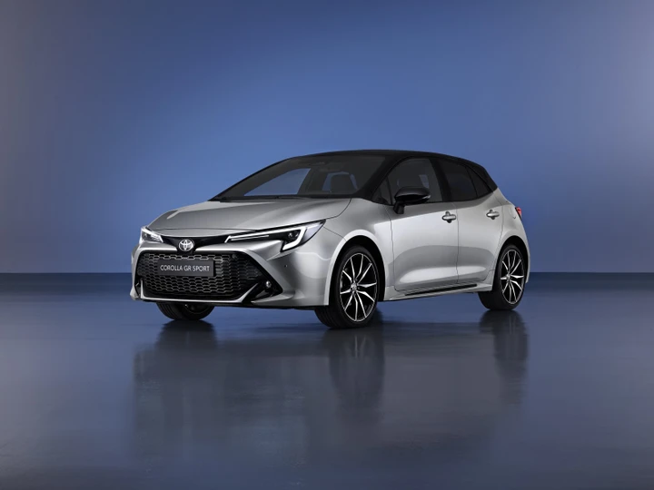 Toyota Corolla 2023, le novità del restyling e i prezzi