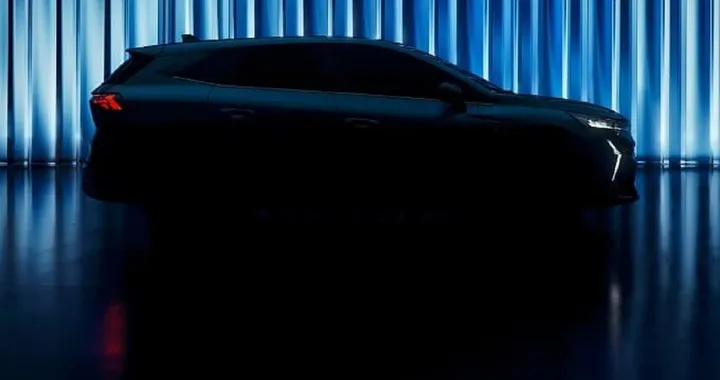 Renault Symbioz: si chiamerà così il nuovo SUV che debutterà in primavera [TEASER]