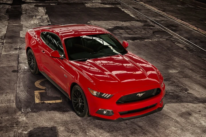 Ford Mustang: nuove immagini ufficiali